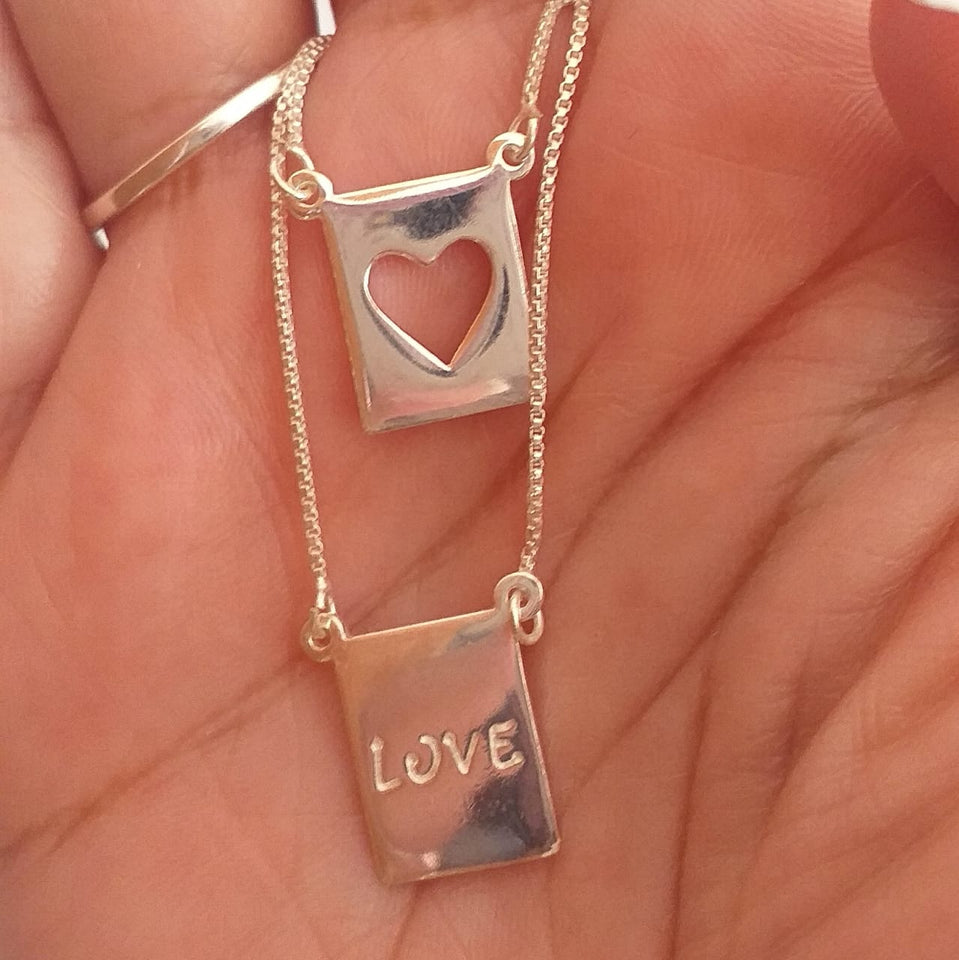Escapulário Love